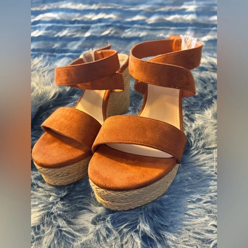 New Coutgo Women's Wedge Sandals Cross Strap Espadrille Platform Size 9 Brown